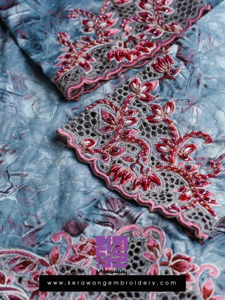 Tempahan Sulam Kurung Kedah Moden Motif Bunga Senduduk