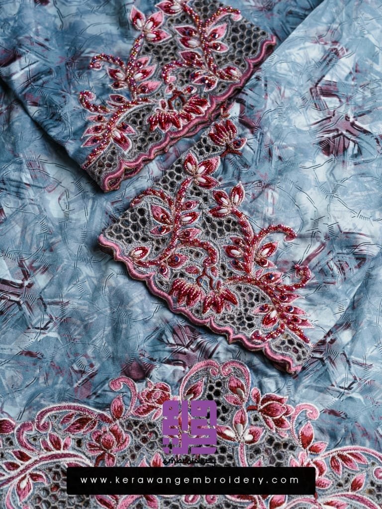 Tempahan Sulam Kurung Kedah Moden Motif Bunga Senduduk