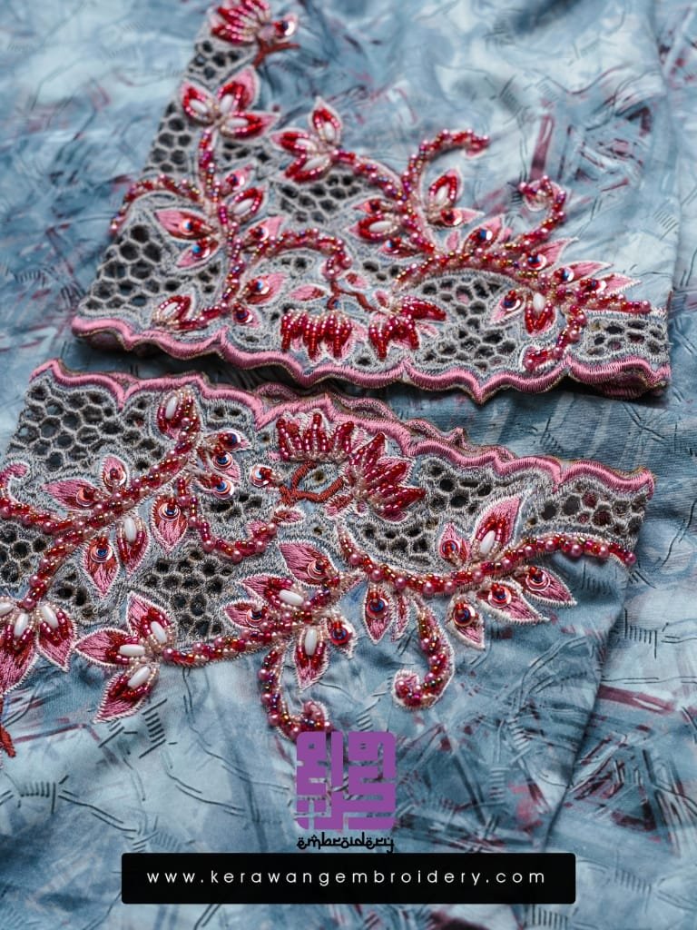 Tempahan Sulam Kurung Kedah Moden Motif Bunga Senduduk