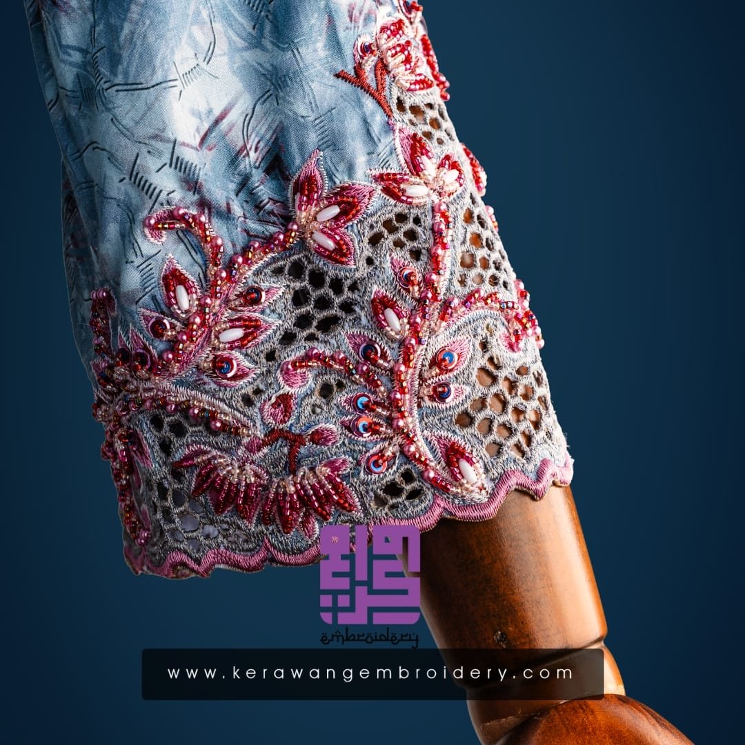 Tempahan Sulam Kurung Kedah Moden Motif Bunga Senduduk 16