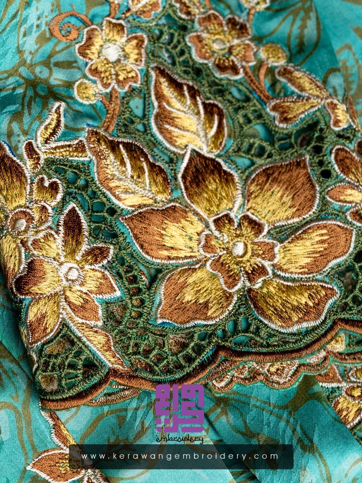 Busana Kebaya Elegan