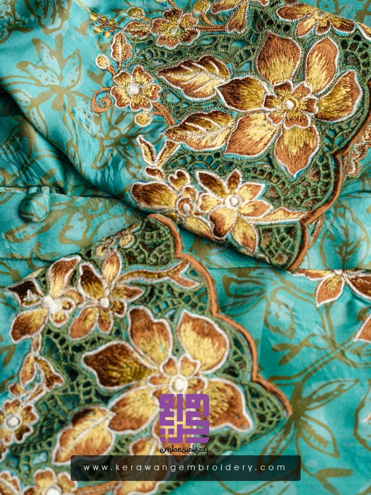 Kebaya Tradisi Motif Flora Royal Poinciana-03