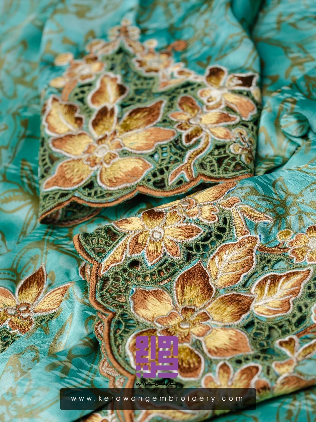Kebaya Tradisi Motif Flora Royal Poinciana-04