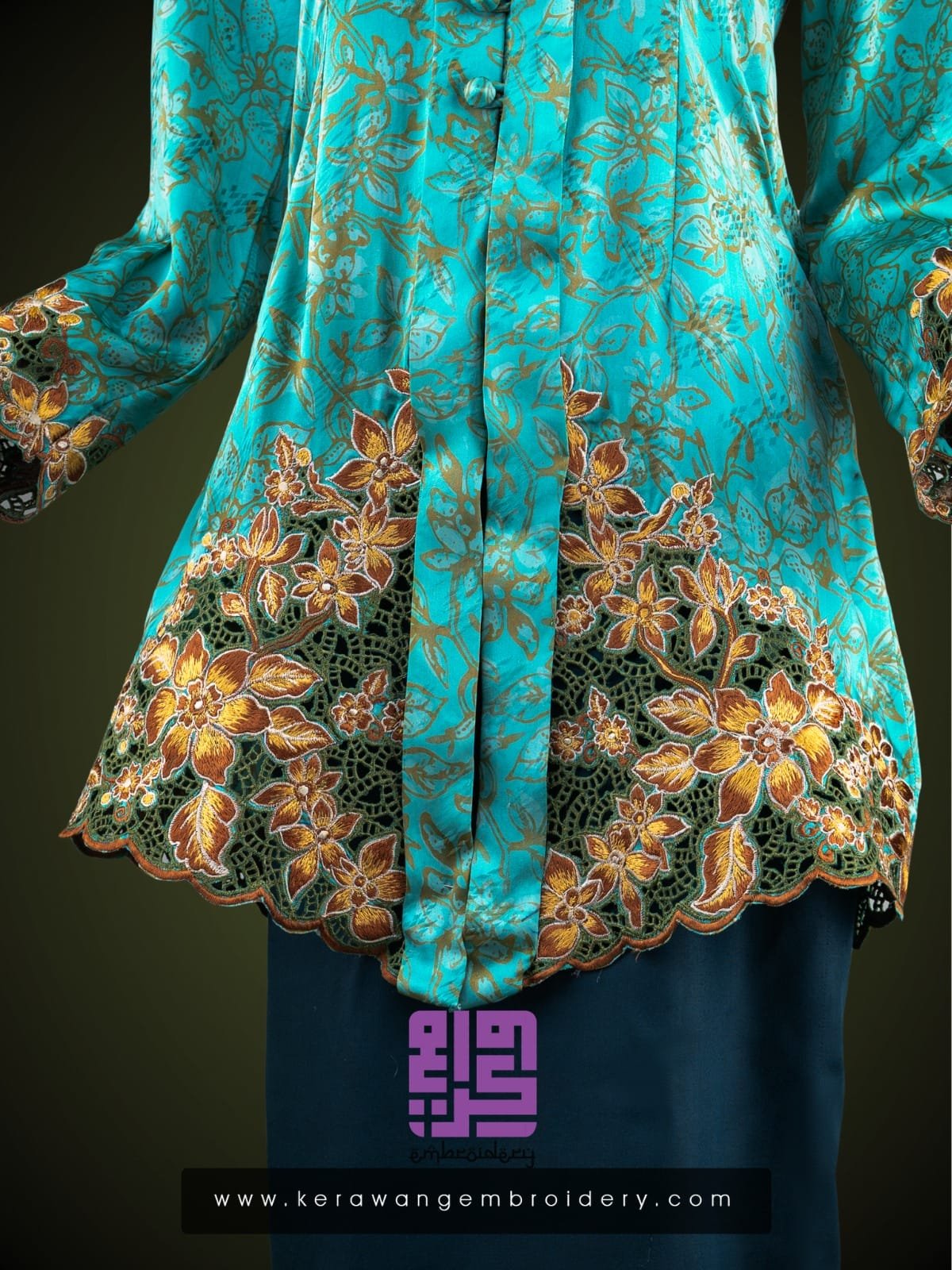 Kebaya Tradisi Motif Flora Royal Poinciana-11