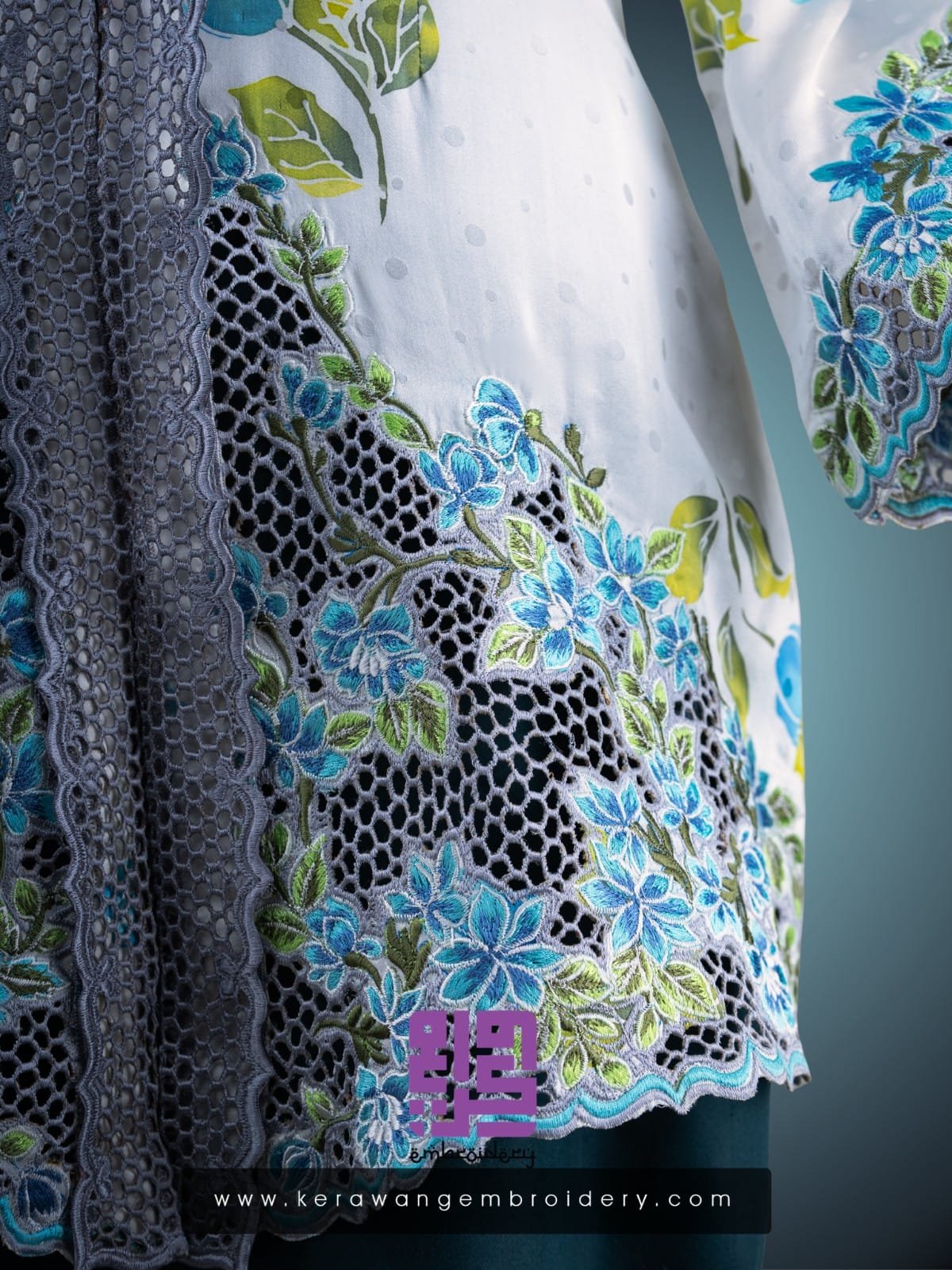 Kebaya Tradisi Motif Magnolia Flower-09
