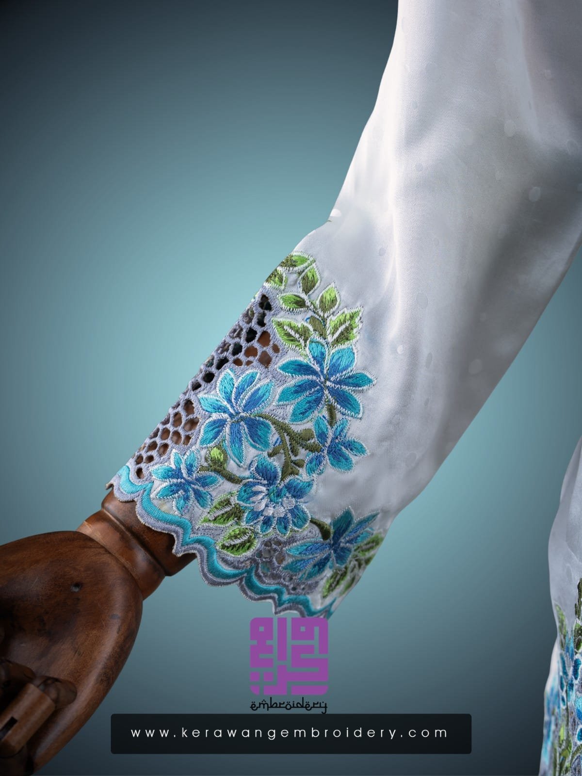Kebaya Tradisi Motif Magnolia Flower-12