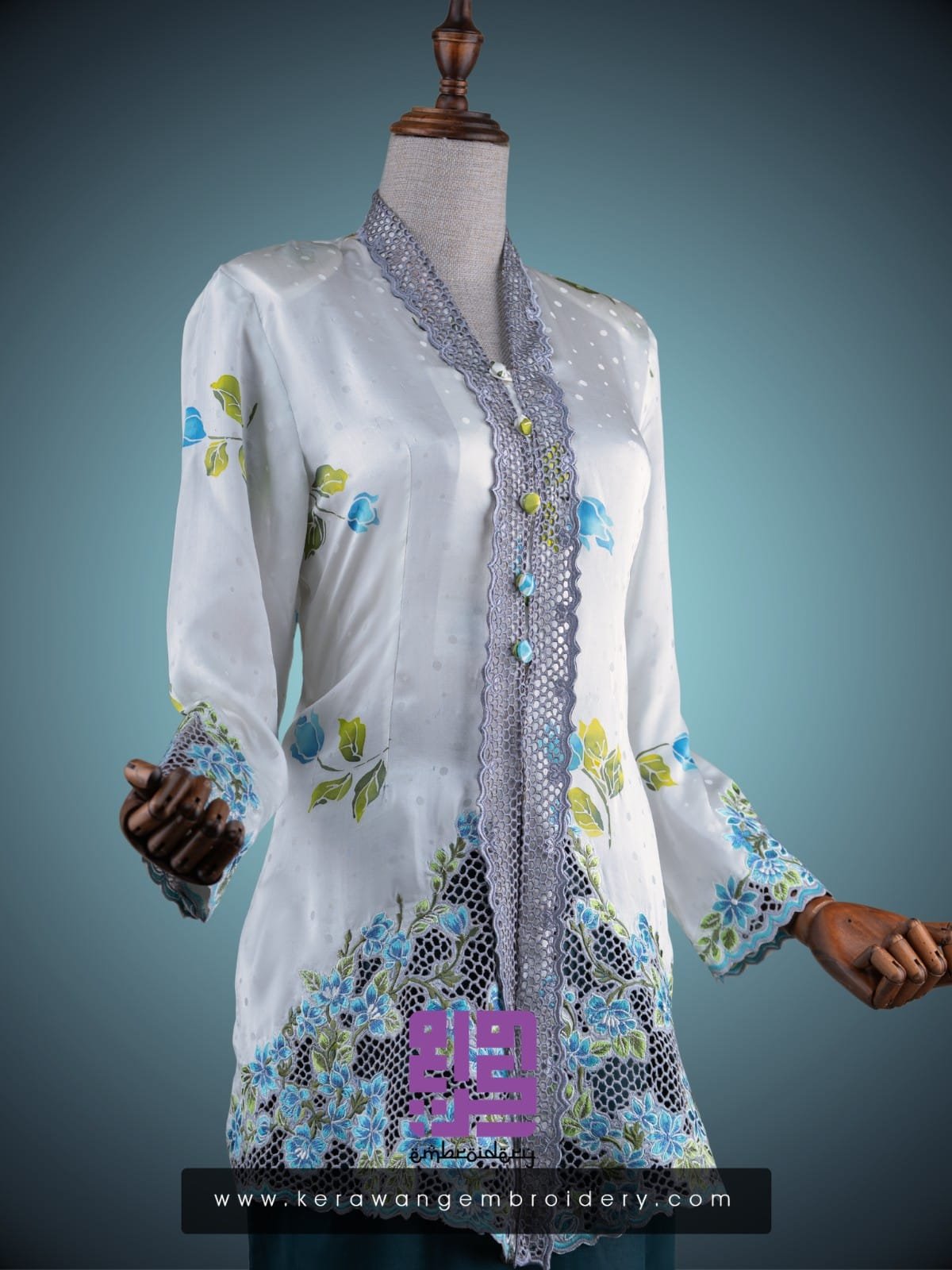Kebaya Tradisi Motif Magnolia Flower-13